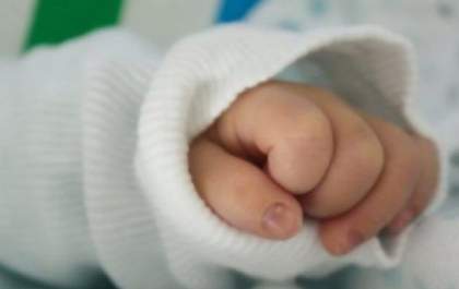 8 dias após sair de internação, bebê morre e “injeção suspeita” poderia ter sido a causa