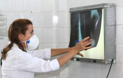 Fiocruz vai testar eficácia da vacina contra tuberculose para covid-19
