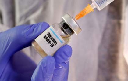 Testes com vacina de Oxford recomeçam hoje no Brasil