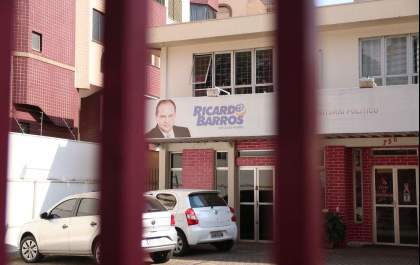 Gaeco cumpre mandado de busca e apreensão no escritório de Ricardo Barros, líder do governo na Câmara