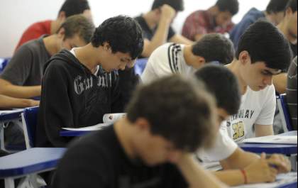 Governo de SP mantém volta opcional às aulas do ensino médio para 7 de outubro