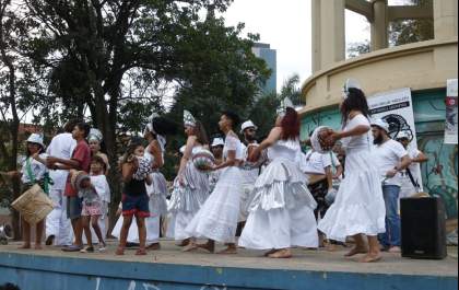 Grupo de maracatu completa dois anos em Araçatuba