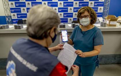 Prefeitura de Araçatuba vai gastar R$ 468 mil com celulares para agentes comunitários