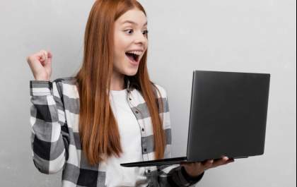 Estudante de Administração ganha o sorteio Bolsa de Estudo 100%