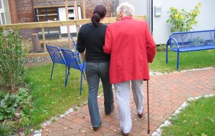 Como viver e cuidar dos portadores de Alzheimer