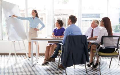 Administradores e psicólogos estão entre os que mais buscam por coaching