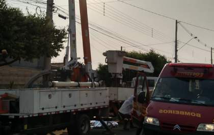Homem de 41 anos morre após receber descarga elétrica na Vila Nova