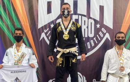 Atletas de Araçatuba são campeões em brasileiro de jiu-jitsu