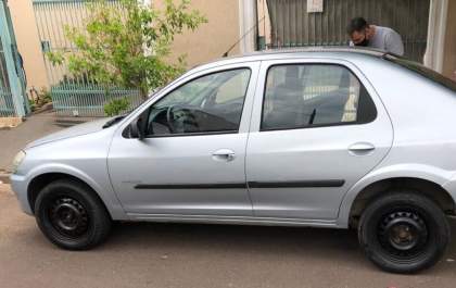 Polícia prende 4 acusados de participação no assassinato de casal encontrado carbonizado
