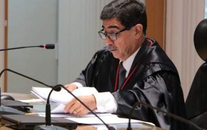 Mantida condenação por venda de terrenos da prefeitura sem autorização