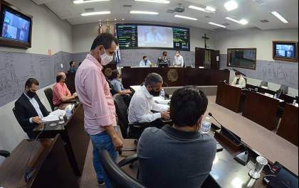 Câmara de Araçatuba analisa contas de 2017 do Executivo