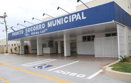 Funcionários da limpeza do pronto-socorro de Birigui estariam com salários atrasados