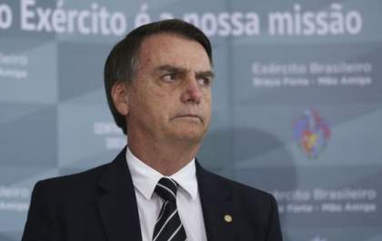 Jair Bolsonaro volta a falar em voto impresso no Brasil