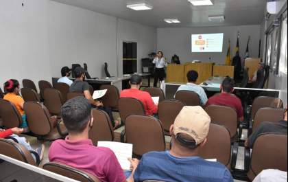 Em Selvíria: palestra orienta trabalhadores sobre inserção no mercado de trabalho