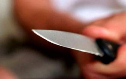 Homem é esfaqueado pelo cunhado após bater no sobrinho