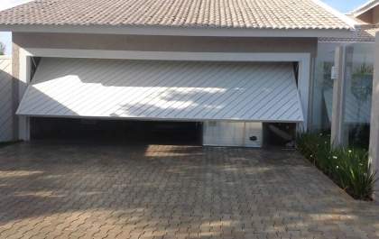 5 pontos de atenção que devemos ter com portão de garagem