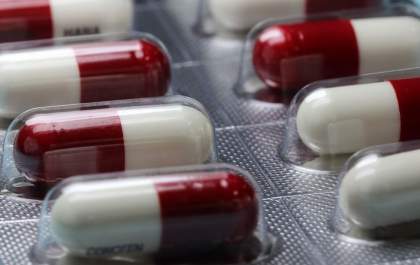 Médico alerta sobre os perigos da automedicação para diagnóstico de doenças mais severas