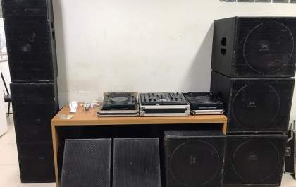DJ denuncia furto de equipamentos após PM interromper festa