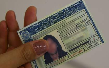CNHs vencidas ganham 1 ano de prazo para renovação