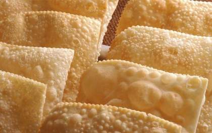 Homem é furtado em Andradina por duas mulheres que ele convidou para comer pastel