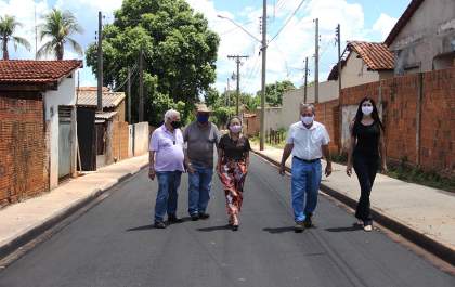 Rua Santa Maria no Barbarotto ganha asfalto