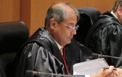 Justiça de MS decide que filhos devem pagar pensão ao pai