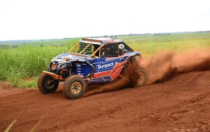 Rally Poeira encerra temporada e consagra campeões brasileiros de baja