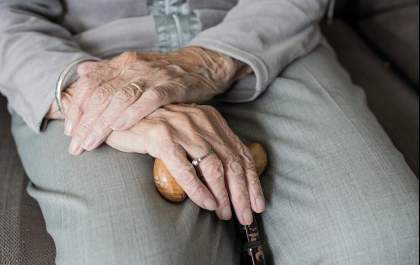 Idoso mata a esposa de 68 anos com golpes de facão&nbsp;