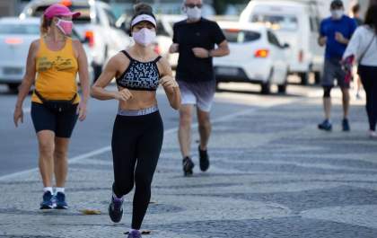 Usar máscara durante o exercício físico faz mal? - Cardiolosgistas da Clínica Vitalcor esclarecem o assunto