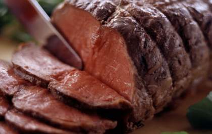 Mulher flagrada furtando picanha volta a ser presa tentando furtar contrafilé e filé mignon