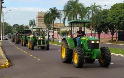 Produtores agrícolas de Araçatuba protestam contra ICMS