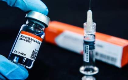 Butantan faz pedido de uso emergencial da Coronavac à Anvisa