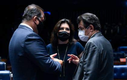 Ala de Simone ganha mais força na disputa pela presidência do Senado