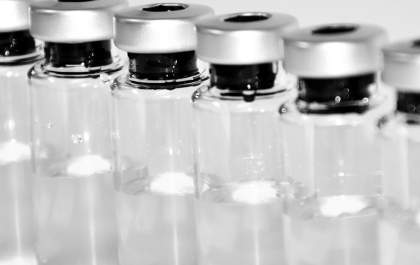 Governo decide buscar as 2 milhões de doses de vacina da AstraZeneca na Índia