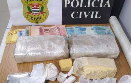 Dise prende homem em condomínio com pasta base de cocaína e maconha