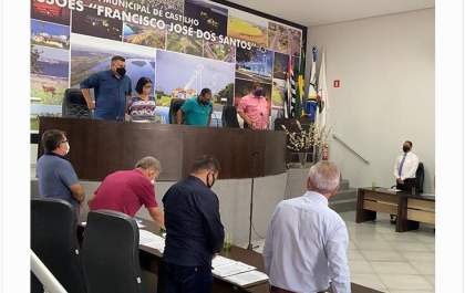 Por unanimidade, Câmara aprova reestruturação de cargos da Prefeitura de Castilho