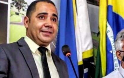 Vereador solicita obras nas estradas da cidade