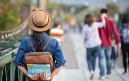 Como fazer uma viagem internacional gastando pouco? - Confira algumas dicas!
