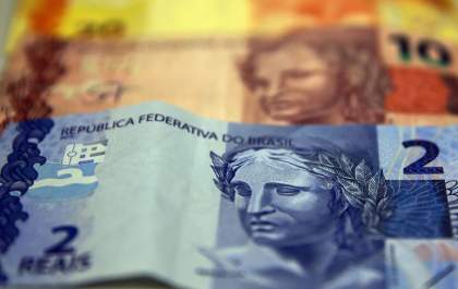 Governo federal aprova auxílio emergencial para 196 mil pessoas