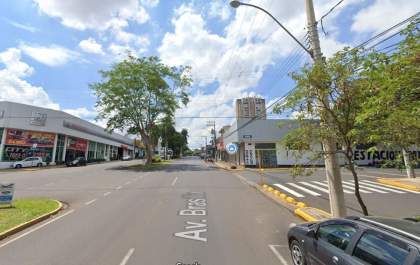 Obra provoca vazamento de gás na avenida Brasília