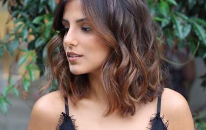 Morena iluminada: especilista cita algumas dicas para garantir o melhor resultado em seu cabelo