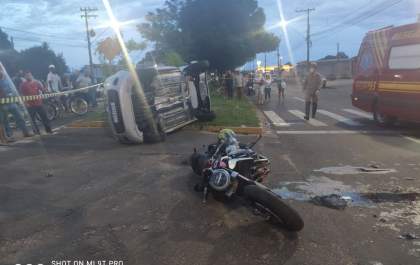 Motorista fica gravemente ferido em acidente na Filinto Muller