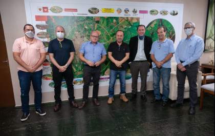 Prefeito quer aproximar saúde municipal da excelência do tratamento humanizado do Hospital do Amor