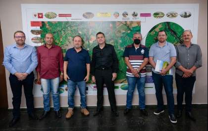 Mário Celso vai ao Governo cobrar compromisso de abrir o Centro de Hemodiálise da Santa Casa