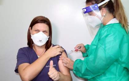 TL inicia amanhã a 2º dose de vacina para profissionais da saúde&nbsp;