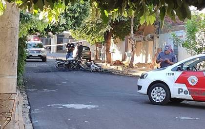 Motos são incendiadas durante a madrugada no Vilela