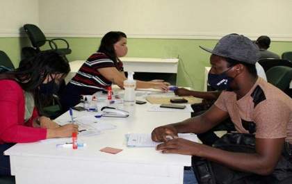 Governo de MS orienta migrantes na busca por empregos, documentos e até alojamentos