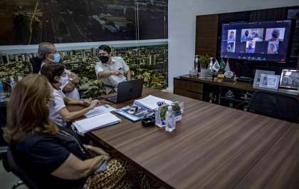 Membros do Conselho Municipal de Proteção e Defesa dos Animais tomam posse