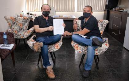 Vereador Faustino apresenta proposta de cicloturismo ao prefeito