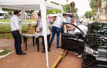 Andradina começa a vacinar idosos com 80 anos acima no domingo